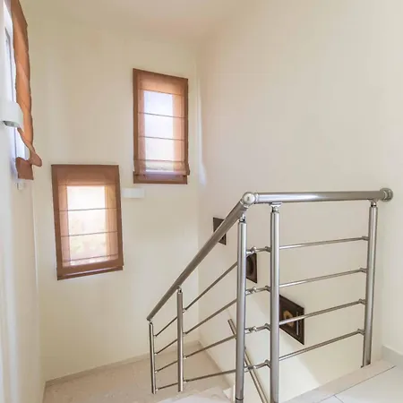 Terra Kalierou Villa *